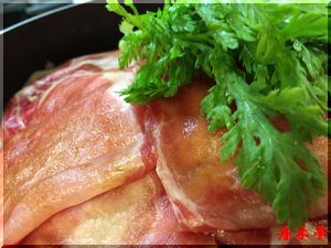 群馬県のおいしい豚肉♪すき焼きでお楽しみください♪