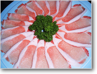 麦豚は群馬県のブランド素材。高級なお鍋料理にはぴったりな素材です。